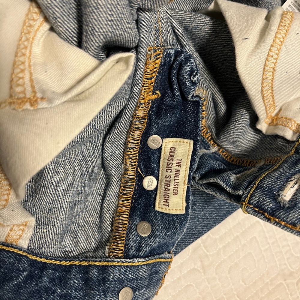 Jeans - Picture 2 of 5